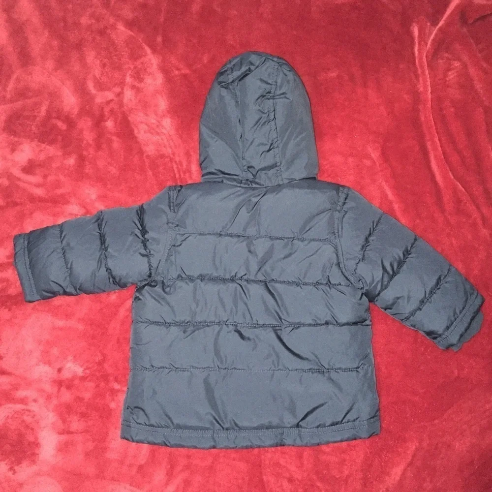 Old Navy child puffer fleece lined coat.